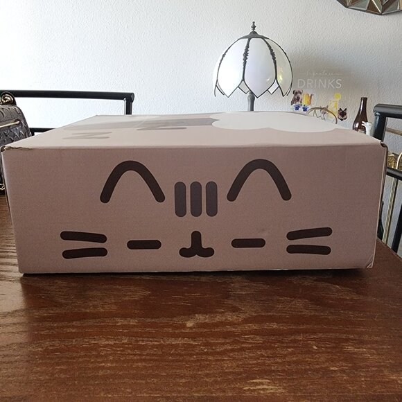 🔴SOLD🔴Pusheen Box Fall 2018 - Includes 6 out of 8 items BNWT, sealed, unopened - Picture 7 of 12